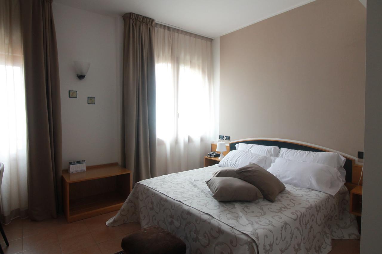 Hotel Ristorante Sensole Sulzano Ngoại thất bức ảnh