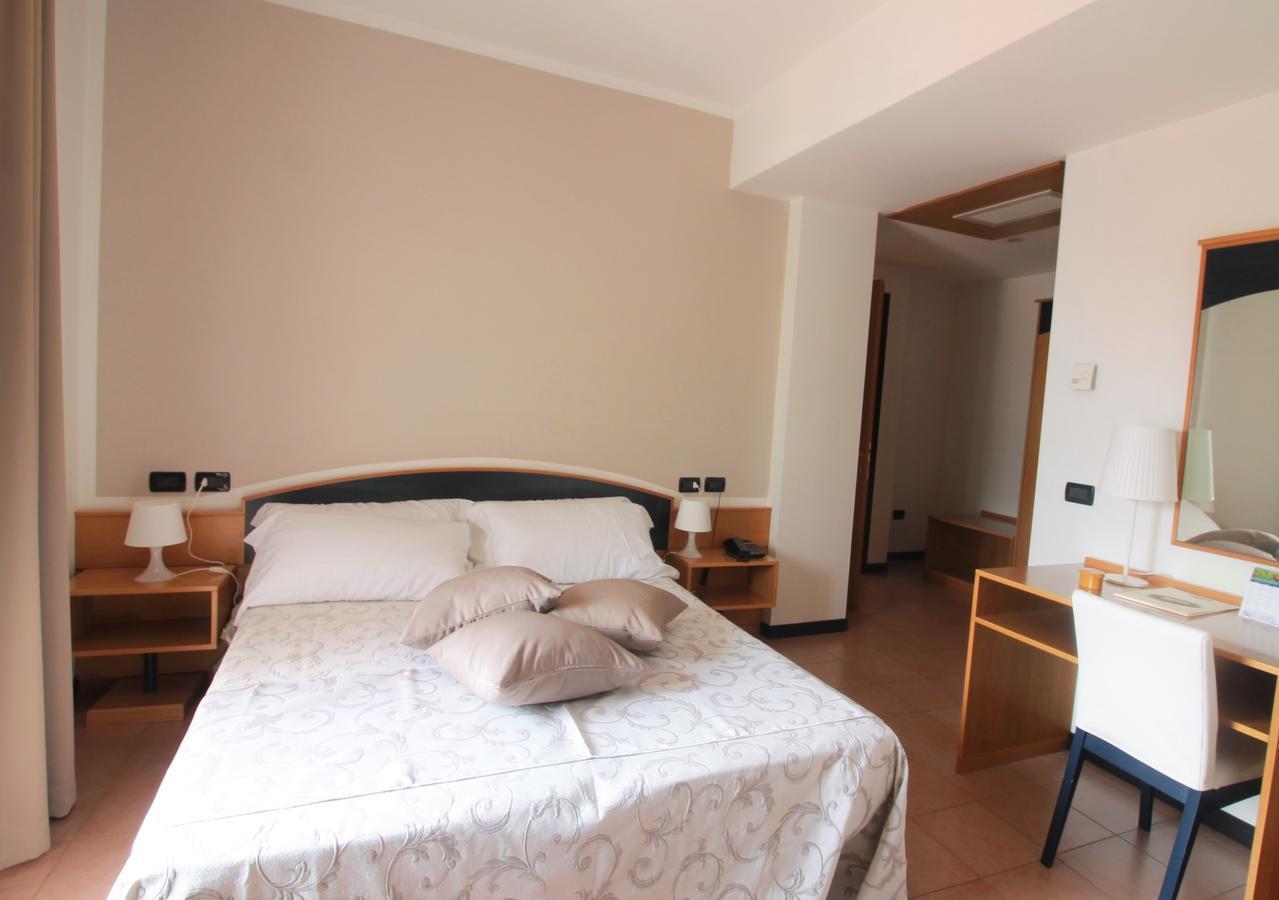 Hotel Ristorante Sensole Sulzano Ngoại thất bức ảnh